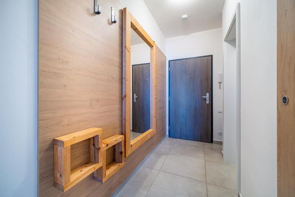 Private Cozy And Quiet Apartment リプノ・ナト・ヴルタヴォウ エクステリア 写真