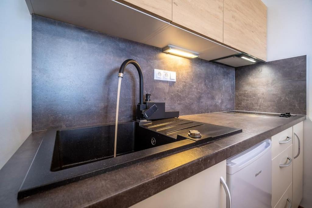 Private Cozy And Quiet Apartment リプノ・ナト・ヴルタヴォウ エクステリア 写真
