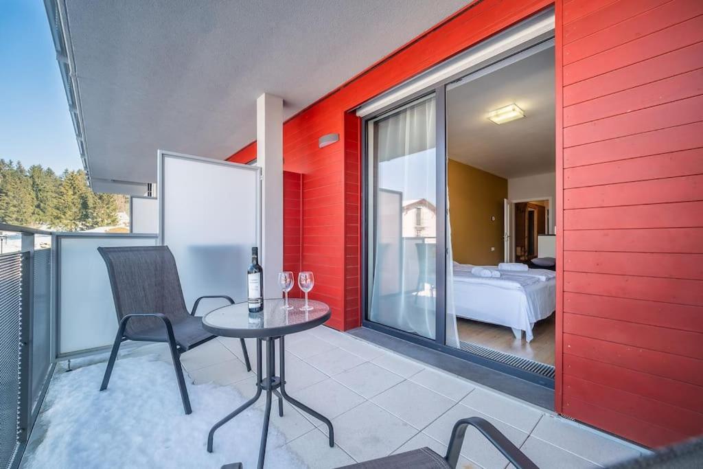Private Cozy And Quiet Apartment リプノ・ナト・ヴルタヴォウ エクステリア 写真