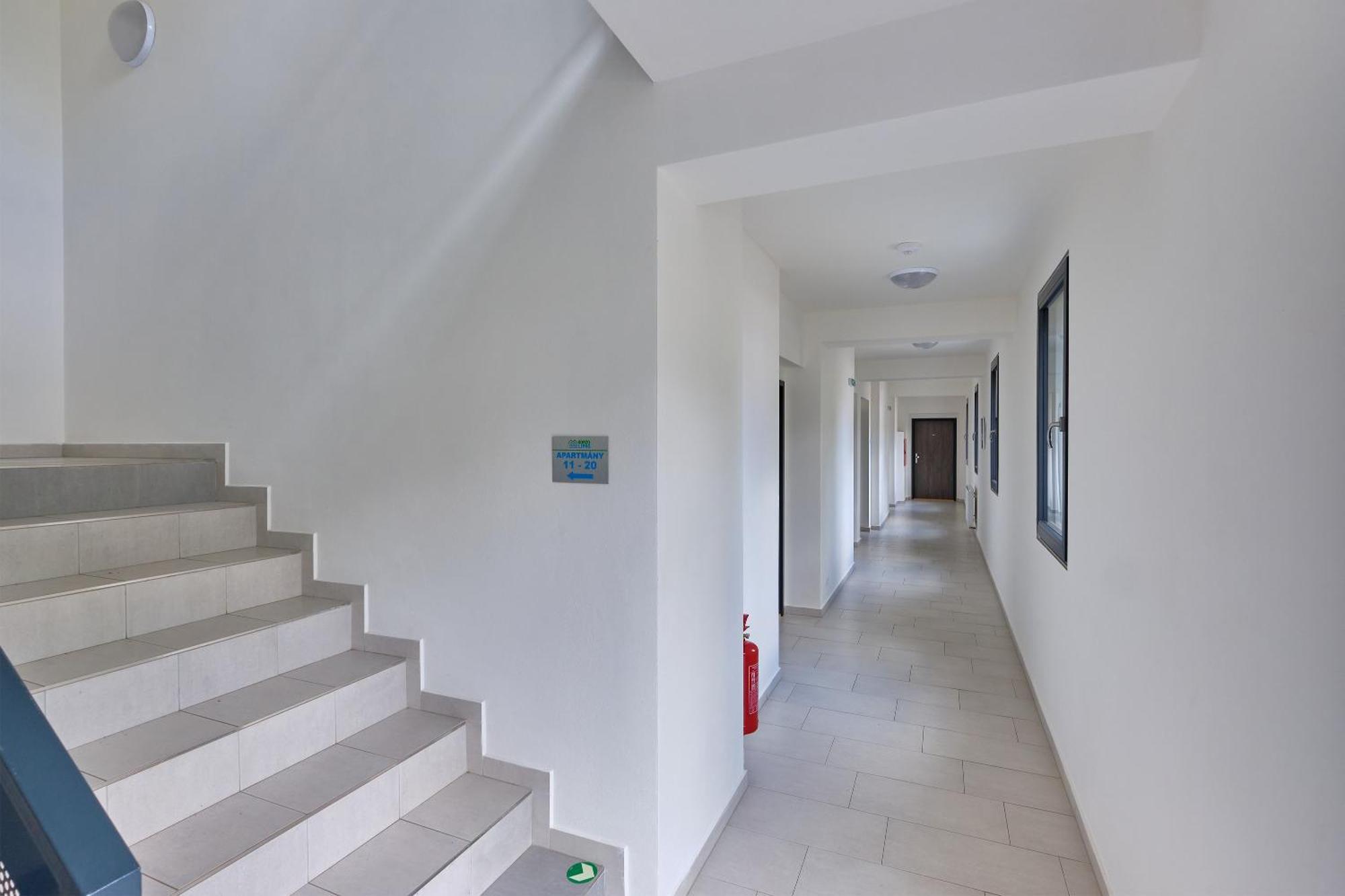 Private Cozy And Quiet Apartment リプノ・ナト・ヴルタヴォウ エクステリア 写真